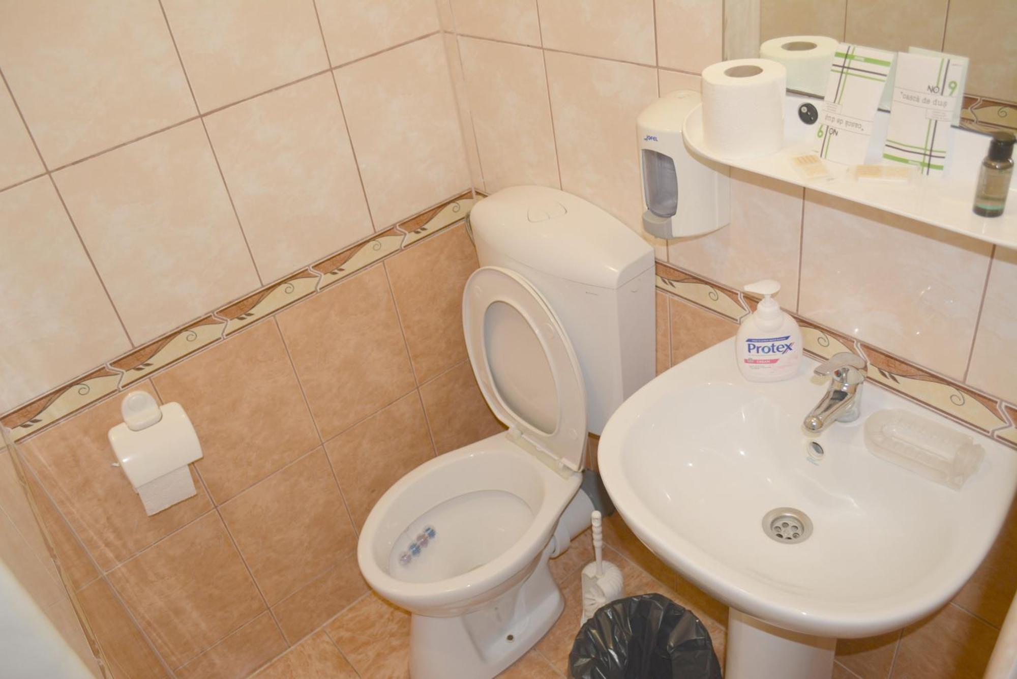 Отель Colina Restaurant & Events Бистрица Номер фото