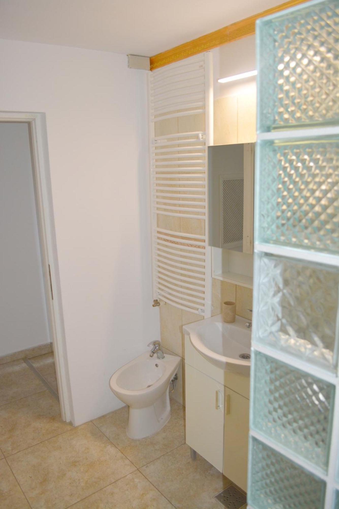 Отель Colina Restaurant & Events Бистрица Экстерьер фото
